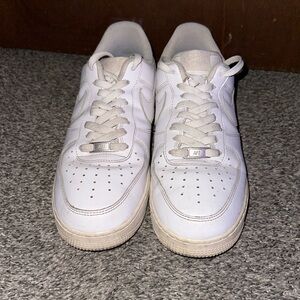 Men's Nike Air Force 1 07 kinda beat up have no box